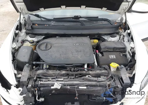 2016 Jeep Cherokee Latitude from USA, damaged, VIN 1C4PJMCS9GW253731